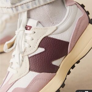 New Balance Stylish Women's Sneakers in White and Pink with maroon N